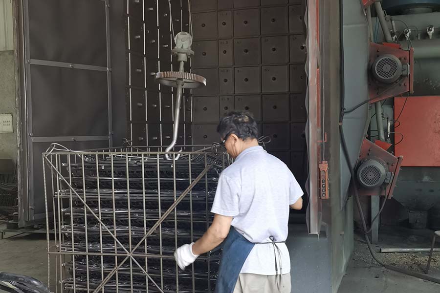 4.12 Production Process-12-Sand Blasting