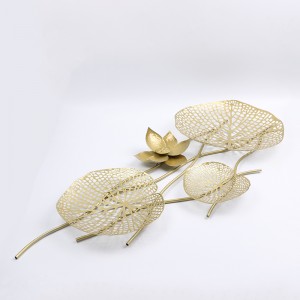 Metal Wall Art Decoration Luxury Golden with Cut-out Discs